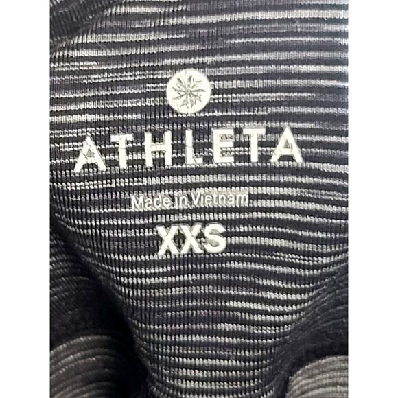 ATHLETA Energy Chaturanga Capri Leggings - Picture 4 of 6